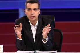 استفاده ابزاری از عادل فردوسی‌پور؟