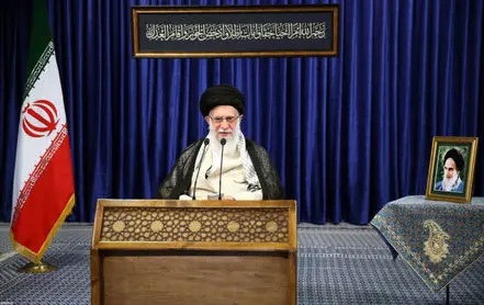 گروکشی و معارضه بی‌معنا بین مسئولان نباید وجود داشته باشد