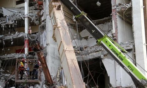 تعداد جانباختگان حادثه متروپل آبادان به ۱۸ نفر رسید