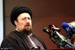 امام پرچم تلاقی دینداری، عزت، مبارزه با تحجر، آزادی، استقلال و معنویت در جامعه ما است