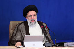 رئیسی: برای داشتن ایران قوی باید از مشارکت پویای زنان و دختران درست استفاده کرد