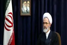  آیت الله علیرضا اعرافی:دشمن دستاورد های انقلاب را زیرسوال میبرد