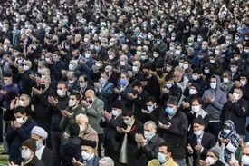 نماز عید فطر در دانشگاه تهران اقامه شد