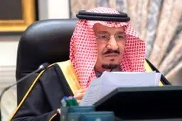 ملک سلمان به بیمارستان منتقل شد