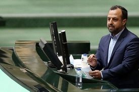 قانع شدن نمایندگان مجلس از پاسخ های خاندوزی