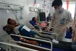مسمومیت حدود ۵۰ نفر از دانشجویان دانشگاه علوم پایه زنجان