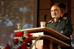 اجازه نمی‌دهیم که دست دشمن به حریم امنیت ما برسد