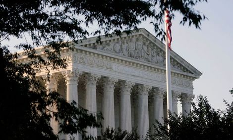 تصمیم جنجالی دیگر دیوان عالی آمریکا؛ لغو قانونی بودن سقط جنین