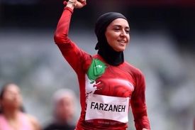 رکوردملی دو ۱۰۰متر بانوان توسط فرزانه نصیحی شکسته شد