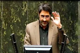 آقای رئیسی چه زمانی بساط این بیت‌المال‌خواری‌ها جمع می‌شود؟