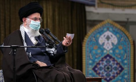 رهبر معظم انقلاب: ساختارهای فسادزا در قوه قضاییه باید در هم شکسته شود