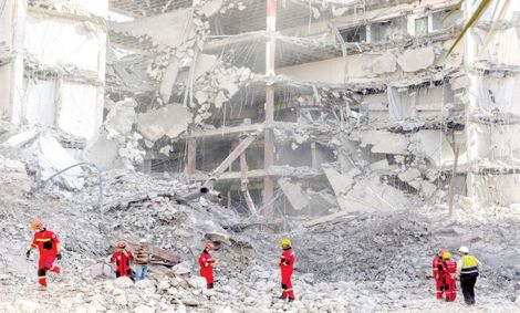 متروپل نتیجه به‌هم‌پیوستگی زر و زور و تزویر