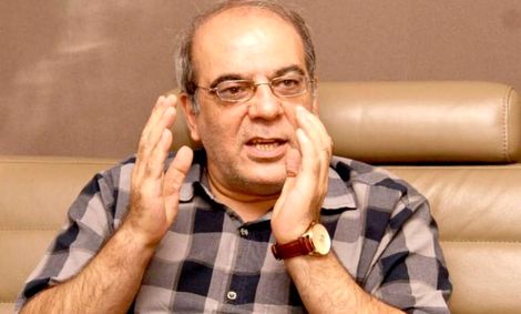 عباس عبدی: مگر در زمان شاه که حجاب اجباری نبود کسی لباس زیرش را برافراشت؟