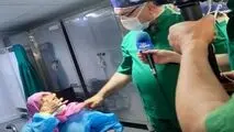 جراحی چشم مادربزرگ درگزینی توسط وزیر بهداشت