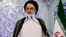 امام جمعه قم: قائل به حجاب اجباری در حوزه شخصی و خصوصی نیستیم