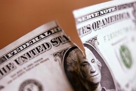 حذف دلار از تجارت جهانی؛ خیلی دور خیلی نزدیک