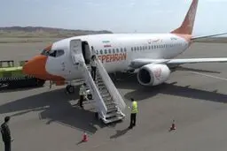 لاستیک هواپیمای پرواز تهران – مشهد پس از فرود ترکید