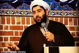 وحید هروآبادی به ۲ سال حبس، خلع لباس روحانیت و ممنوع‌ الخروجی محکوم شد