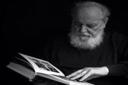 پیکر هوشنگ ابتهاج در رشت به خاک سپرده می‌شود