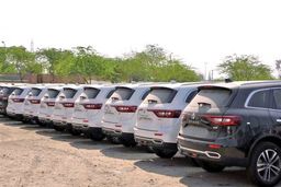 واردات خودرو با رمز ارز تکذیب شد