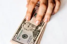 نرخ ارز روزانه؟