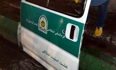 گشت ارشاد خودش به ارشاد نیاز دارد