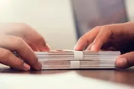 به اقشار ضعیف در پرداخت اقساط کمک میشود