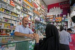 سخنگوی دولت: قیمت دارو برای مصرف‌کننده ثابت می‌ماند