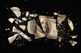 دلار و یورو چند؟