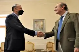نماینده مجلس متن توافق در حال رد و بدل شدن است؛ جلسه آینده وزاری خارجه ۱+۴ منتج به توافق هسته‌ای خواهد شد