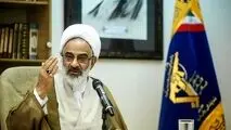 نماینده ولی فقیه در سپاه: همه بلا‌ها را از دست اصلاح طلبان می‌کشیم