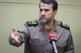 باید دست پلیس را هم بوسید که با بی‌حجابی‌ها برخورد کرد