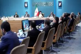 رئیس‌جمهور: سخن یا اقدامی که اعتماد مردم را کاهش دهد، خط قرمز دولت است