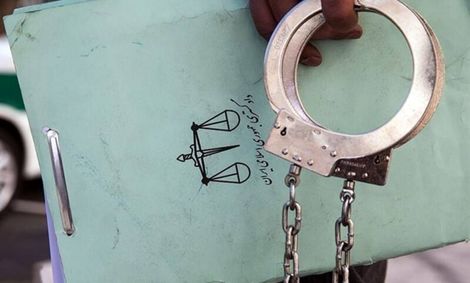 رشوه ۱۰۰ سکه‌ای آقای مدیر!