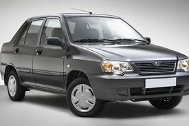 اگر خودروی زیر ۱۰ هزار دلار وارد کنیم، باید به پراید بوسه بزنیم