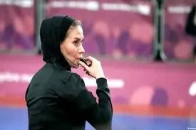 فیفا : داوران زن هم باید برای بازی مردان در ایران قضاوت کنند