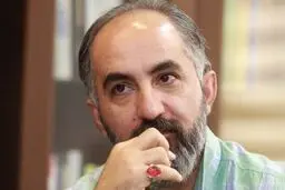 اگر فرزند به خارج رفت، پدر هم برود!