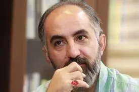 اگر فرزند به خارج رفت، پدر هم برود!