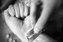 دوباره و دوباره ها، خودکشی در شهر دلهره‌ها