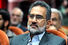 رستم قاسمی کارش را با دولت ادامه خواهد داد