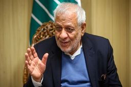 بعد از انقلاب حجاب اجباری نشد، قانونی شد!