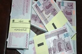 کل دستمزد روزانه یک کارگر برابر با قیمت یک مرغ!