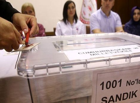 افزایش بی‌اعتمادی مردم ترکیه به حزب حاکم