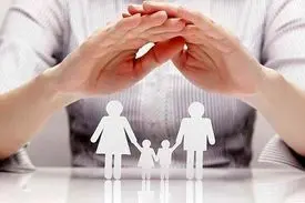 سرلشکر سلامی: همه مسائل با جامعه جوان و بانشاط حل می‌شود