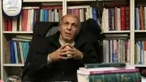 خرمشاهی، حقوقدان: وقتی مامور پلیس (حالا چه طرفدار آقای جلیلی باشد یا نباشد اصلا مهم نیست،) به سمت طرفداران دکتر پزشکیان هجوم می‌آرود و حمله می‌کند، تخلف است و مستحق برخورد قانونی است.