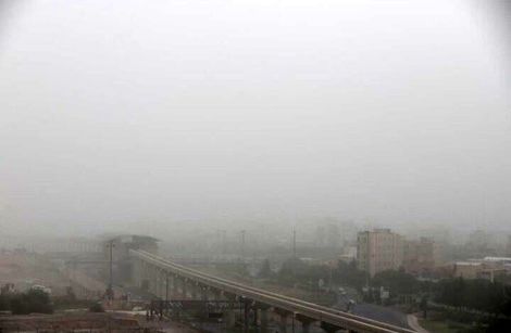 کیفیت هوای شهر قم در شرایط خطرناک/ ضرورت خود مراقبتی در روزهای آلوده