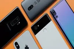 آخرین قیمت تلفن همراه در بازار + جدول