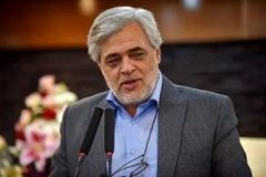 مهاجری، فعال سیاسی اصولگرا: آقای جلیلی می‌داند هرگز در نظام جمهوری اسلامی به مقام بالا نخواهد رسید اما عده‌ای او را به عنوان یک لولو در مقابل جریانات سیاسی بزرگ می‌کنند.