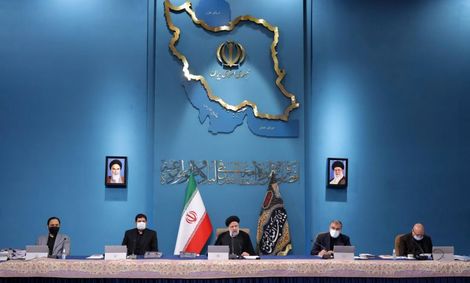 کیهان بالاخره پذیرفت در دولت سیزدهم، کشور با مشکلات روبرو بوده