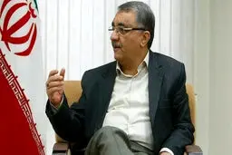 فرجی راد، استاد ژئوپلیتیک: موضوع اصلی در‌حال حاضر تجاوز به خاک ایران با موشک است که باید پاسخ داده شود.